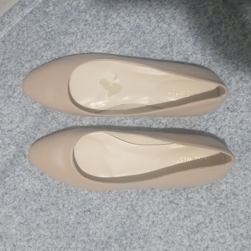 Womens Nine west ballet flats size 8